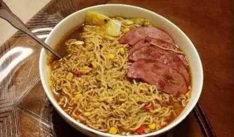 带你吃瓜高端吃泡面,带你领略高端泡面美食之旅